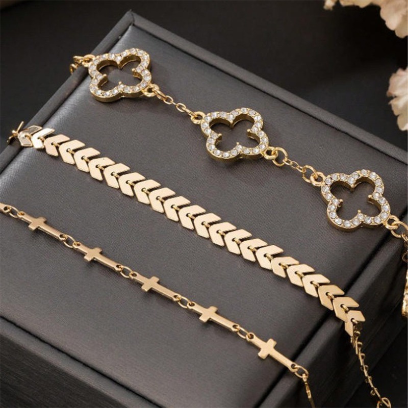 3pcs Women's Simple Four-Leaf Clover Bracelet Set